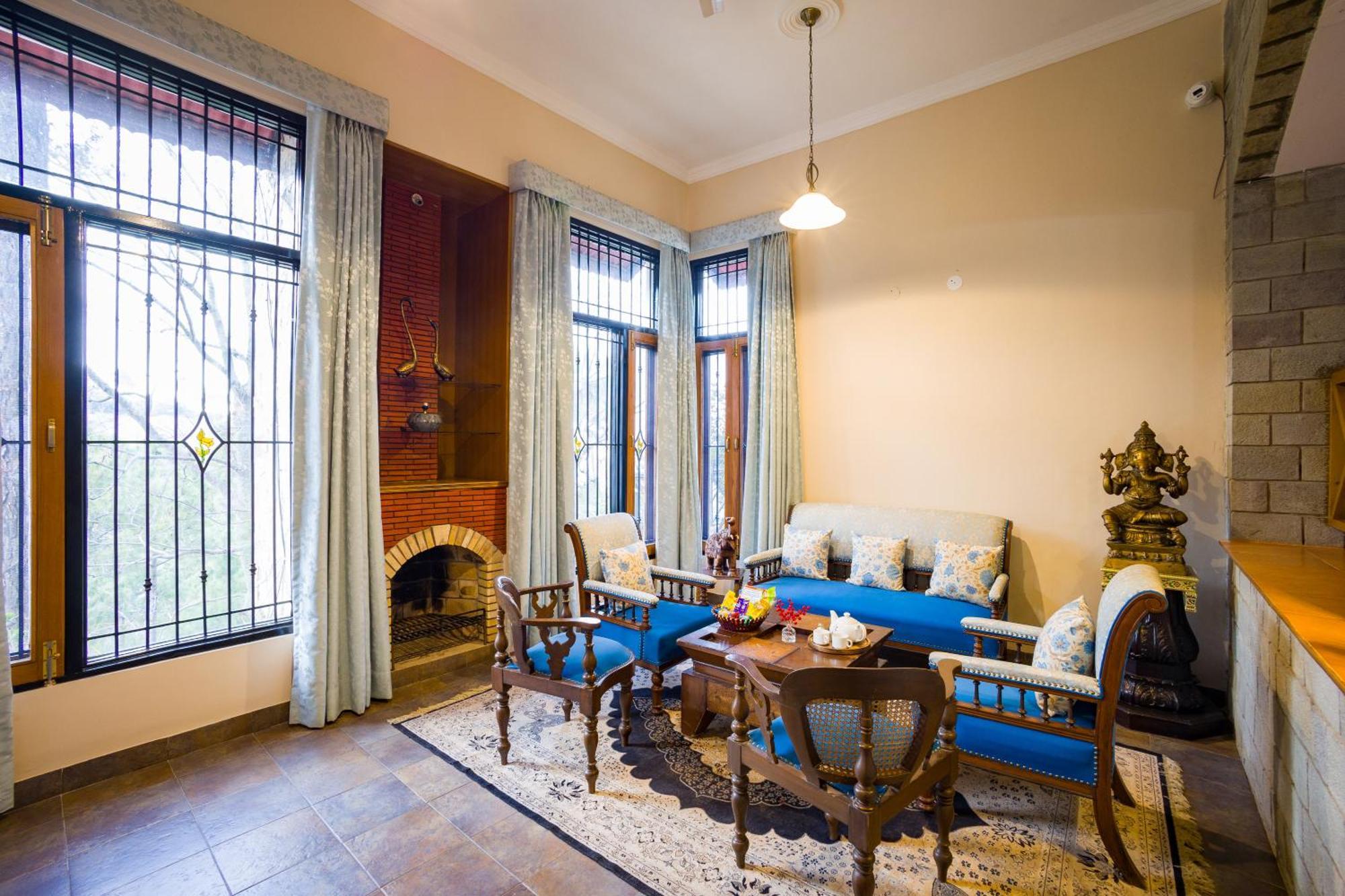 Alaya Stays Mehar Villa - 3 Bhk With Garden & Scenic Views Kasauli Eksteriør billede