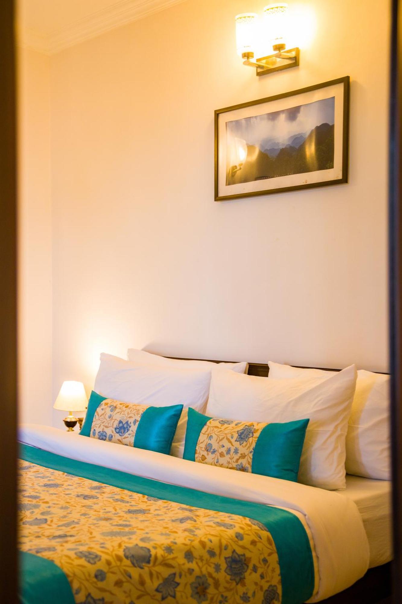 Alaya Stays Mehar Villa - 3 Bhk With Garden & Scenic Views Kasauli Eksteriør billede