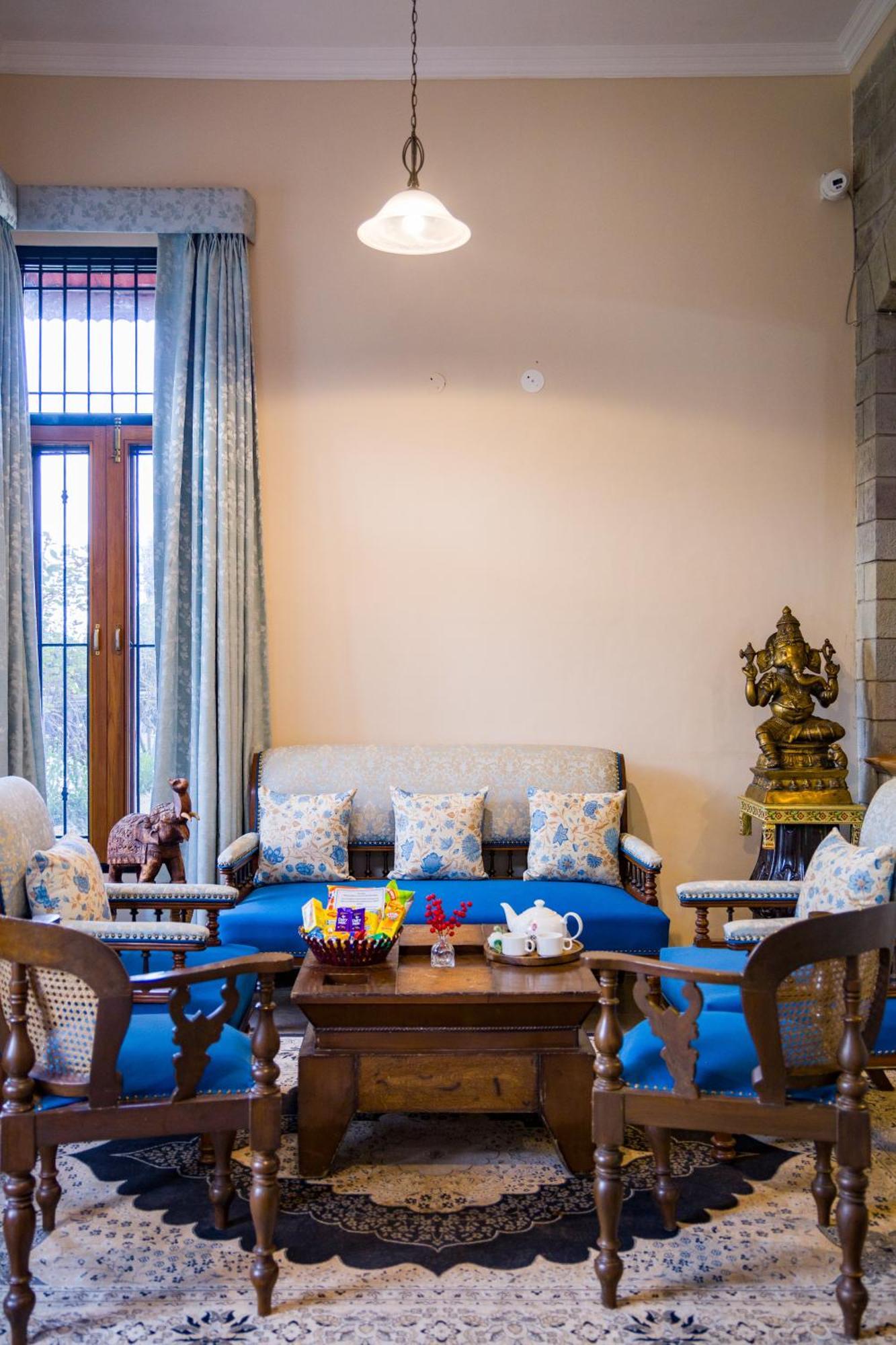 Alaya Stays Mehar Villa - 3 Bhk With Garden & Scenic Views Kasauli Eksteriør billede